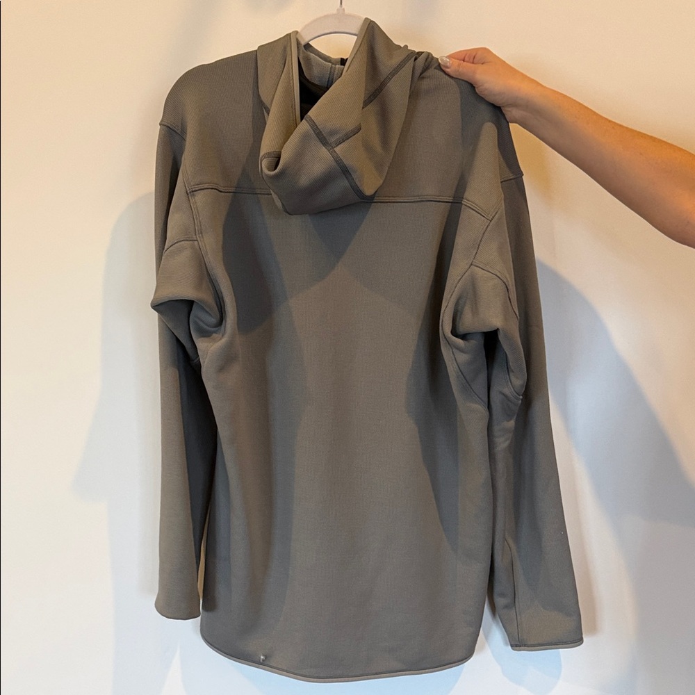 Arc'teryx Taupe Full-Zip Jacket - Picture 2 of 3